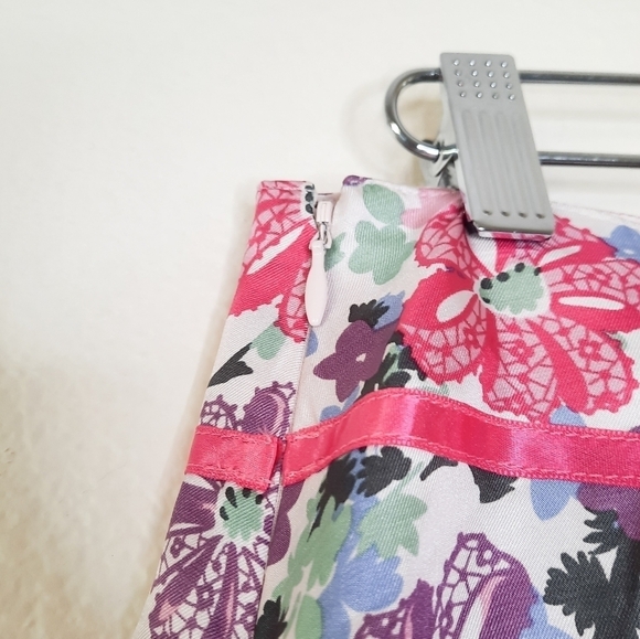 Barbie Y2K Floral Mini Skirt 4 2007 - Picture 4 of 6